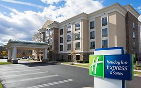 Holiday Inn Express And Suites Stroudsburg Poconos